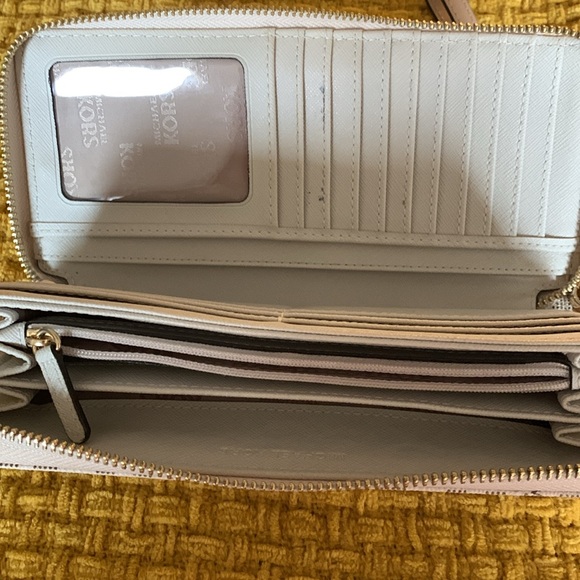 Michael Kors Collection Cream and Gray Wallet with MK Pattern and Wrist Strap - Picture 8 of 12